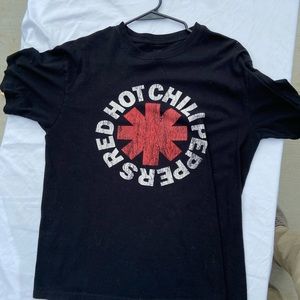 Men’s large red hot chilli peppers shirt